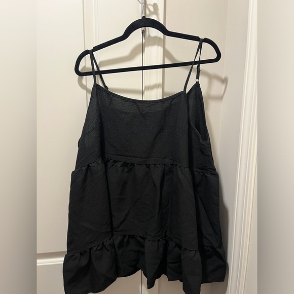 Black Strappy Tank 2x - Picture 2 of 2
